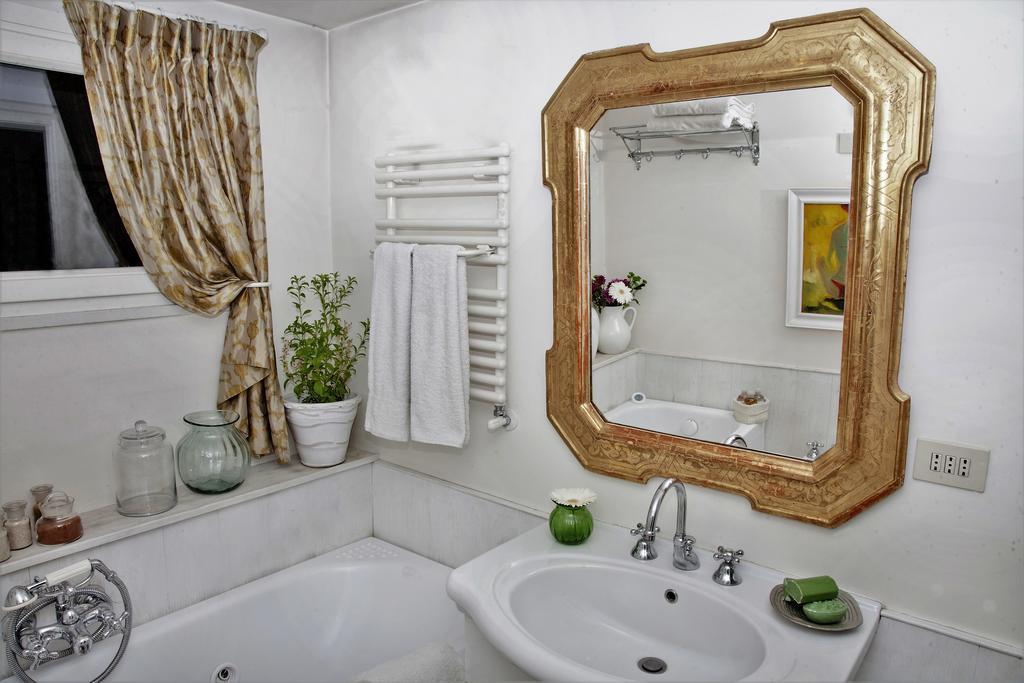 Veneto Suite Rome Bagian luar foto