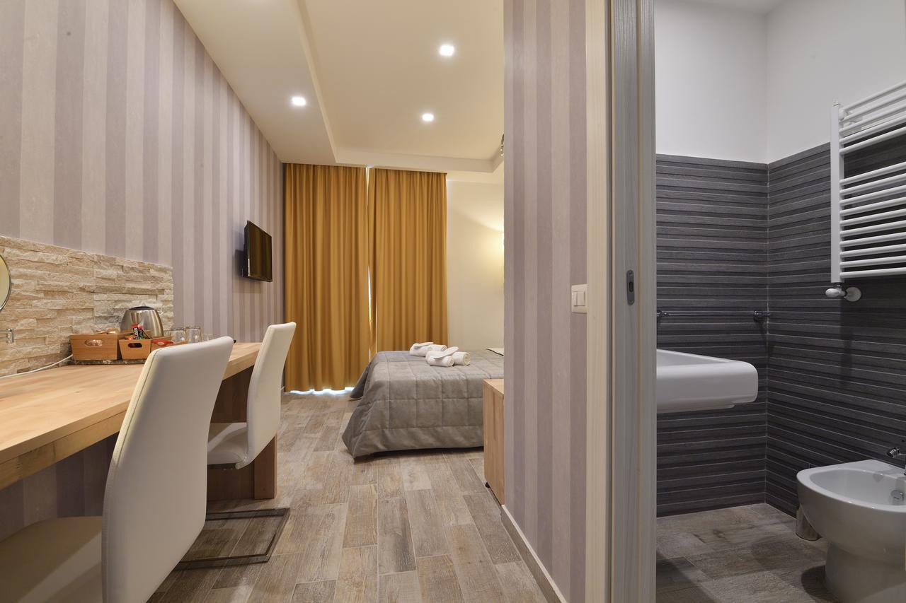 Veneto Suite Rome Bagian luar foto